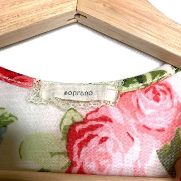 Soprano Girls Blouse White Red Floral Sleeveless Scoop Neck Stretch Lace XL (16) - Picture 10 of 10